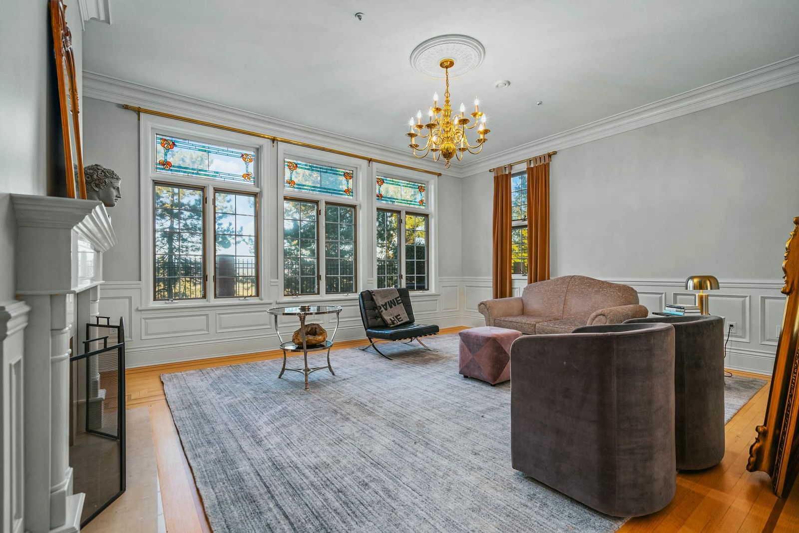 Listing Image 11