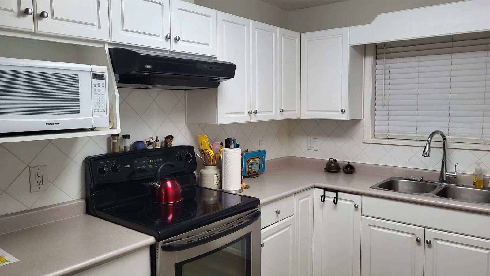 Listing Image 8