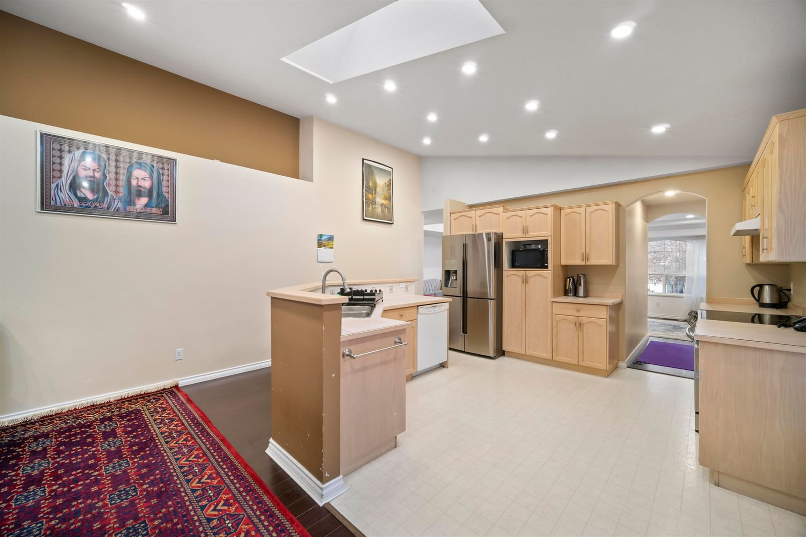 Listing Image 13