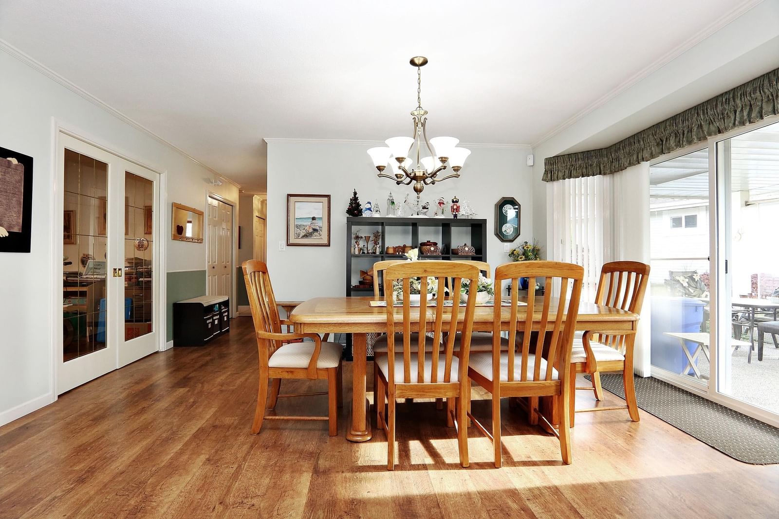 Listing Image 9