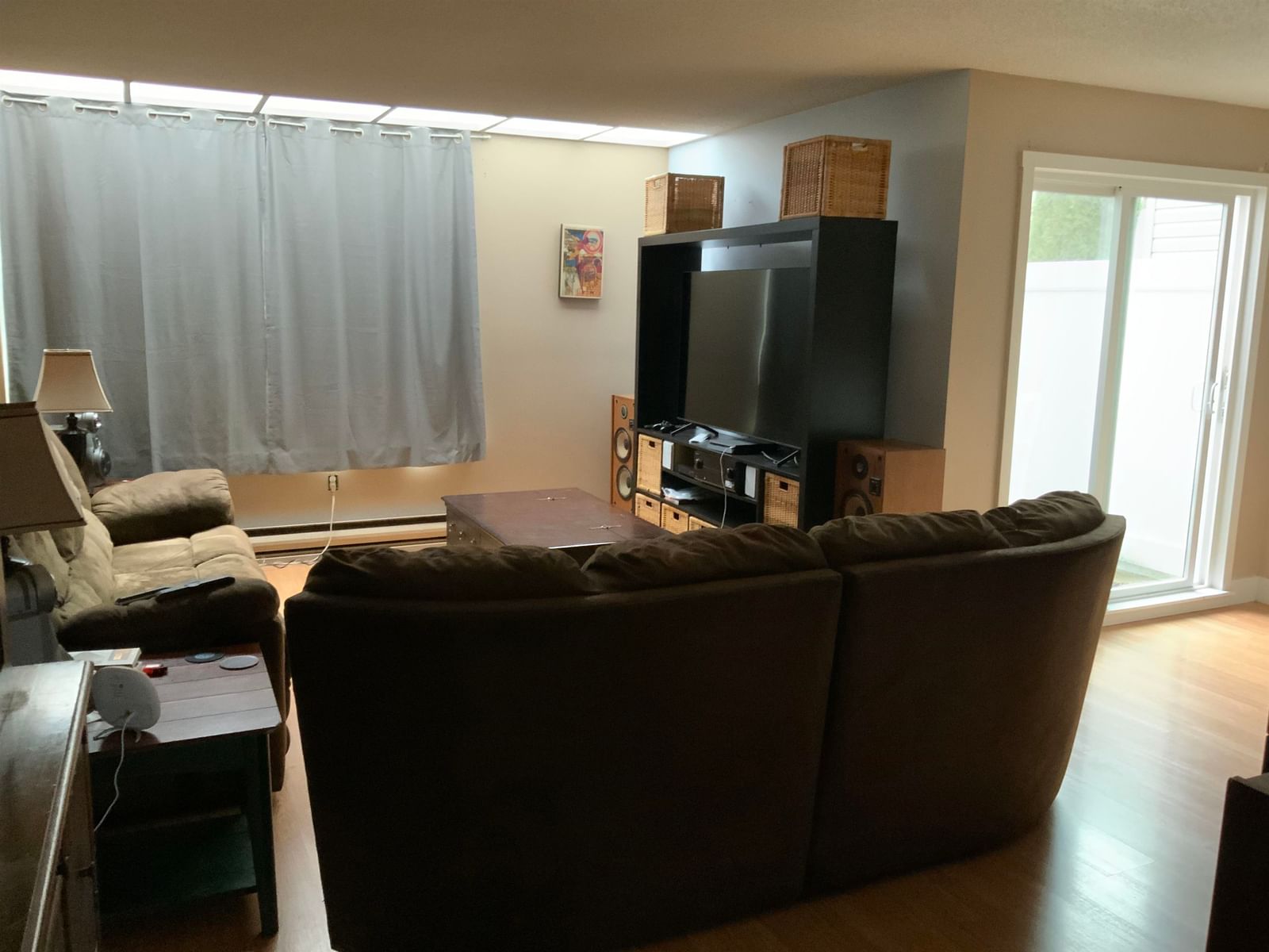Listing Image 8