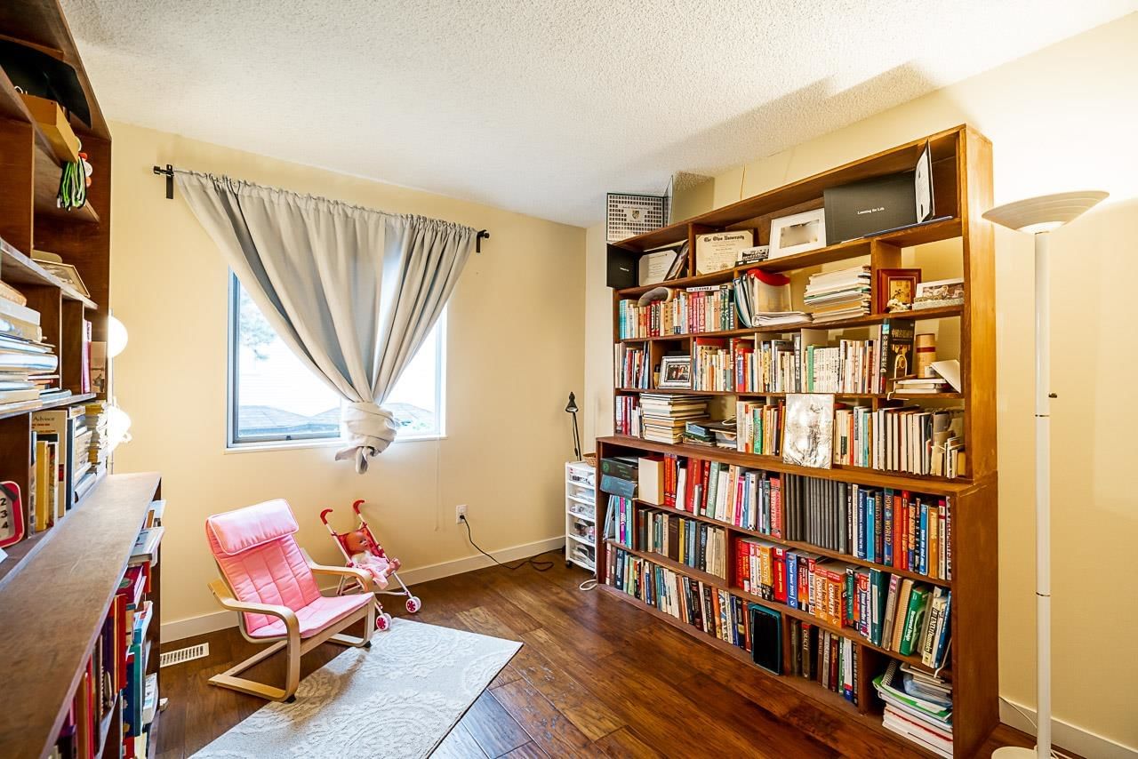 Listing Image 18