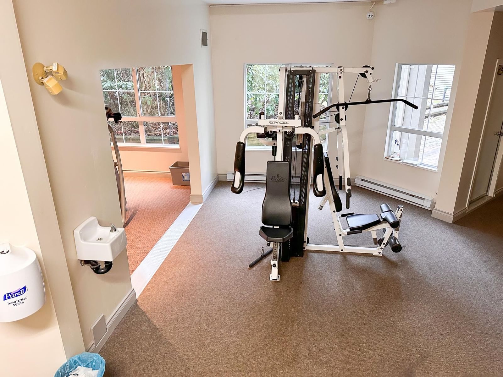 Listing Image 19