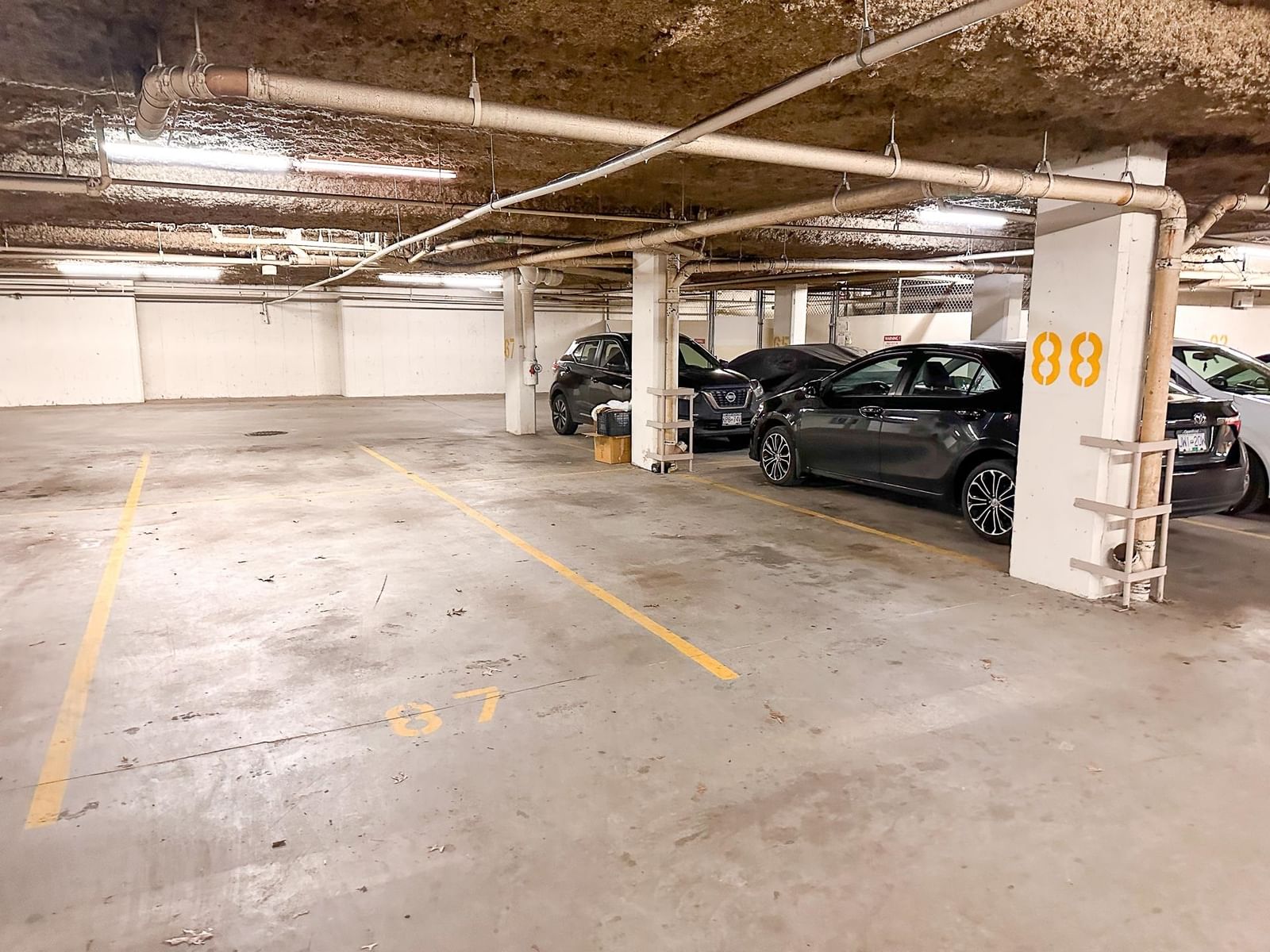 Listing Image 23