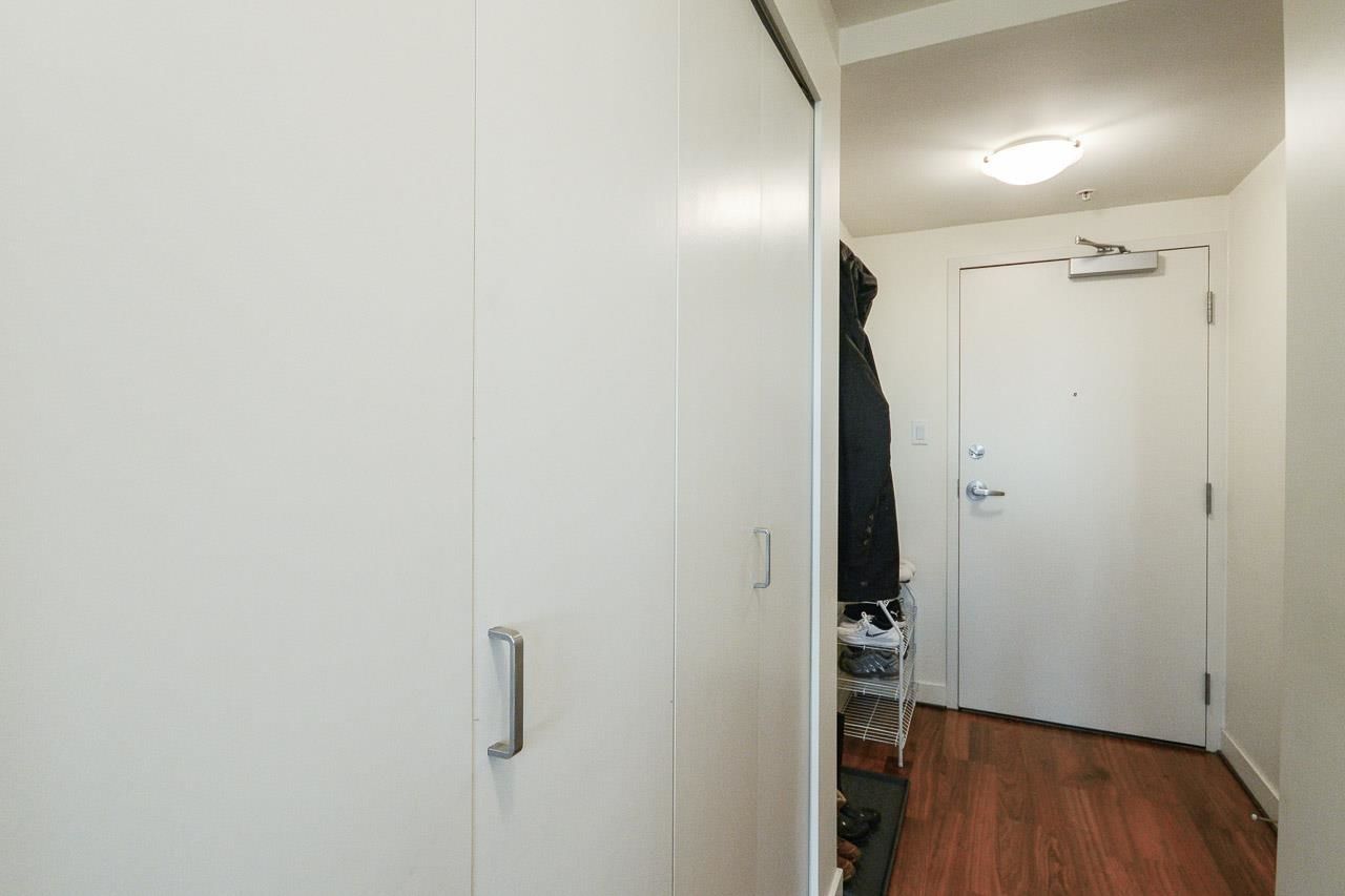 Listing Image 17