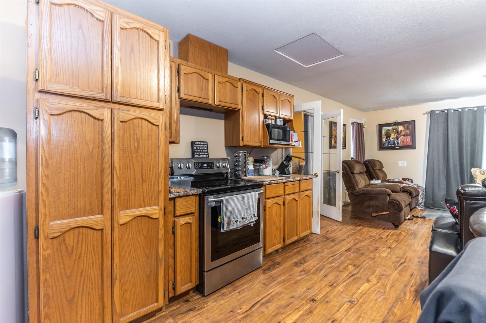 Listing Image 15