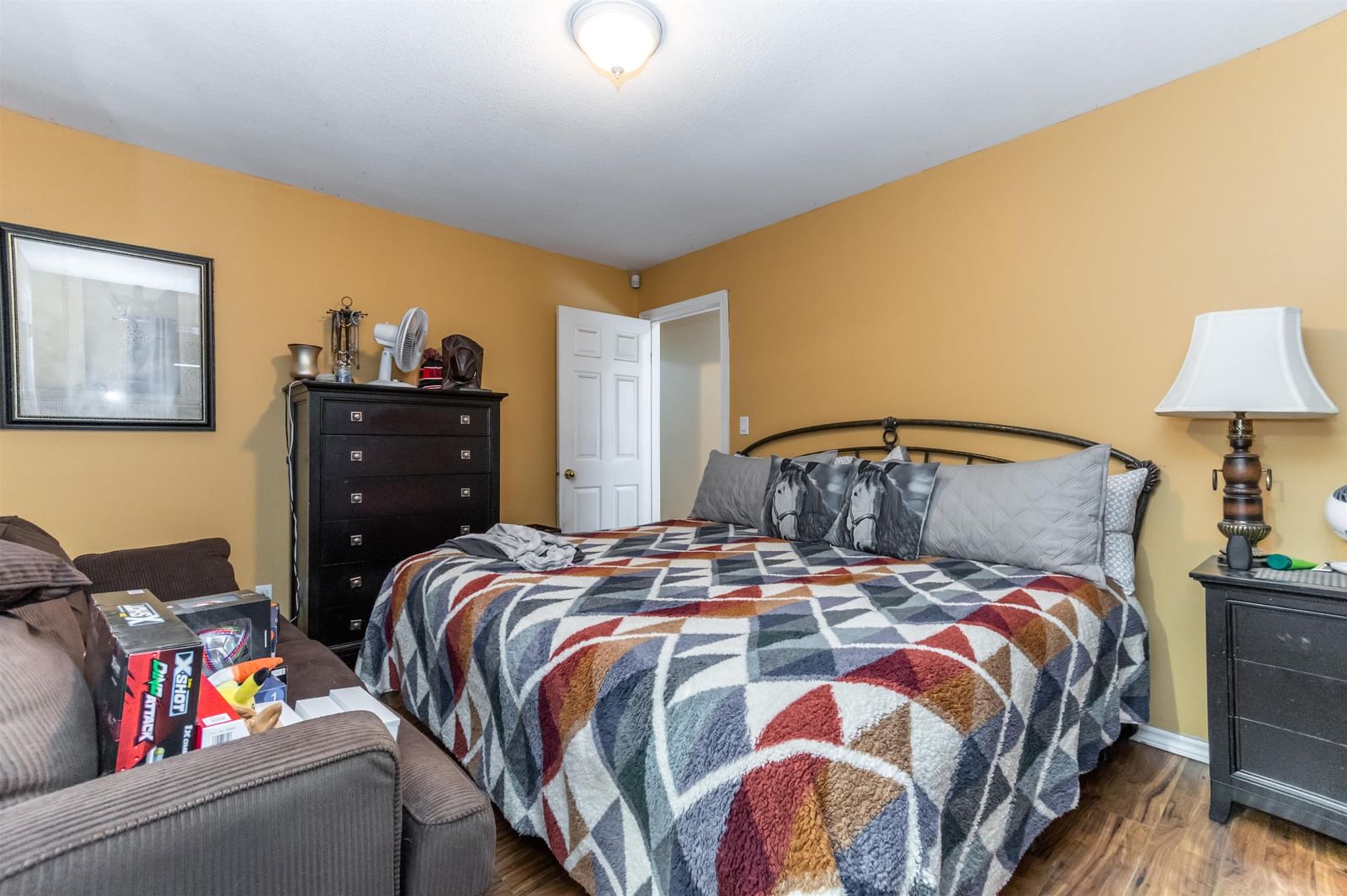 Listing Image 19