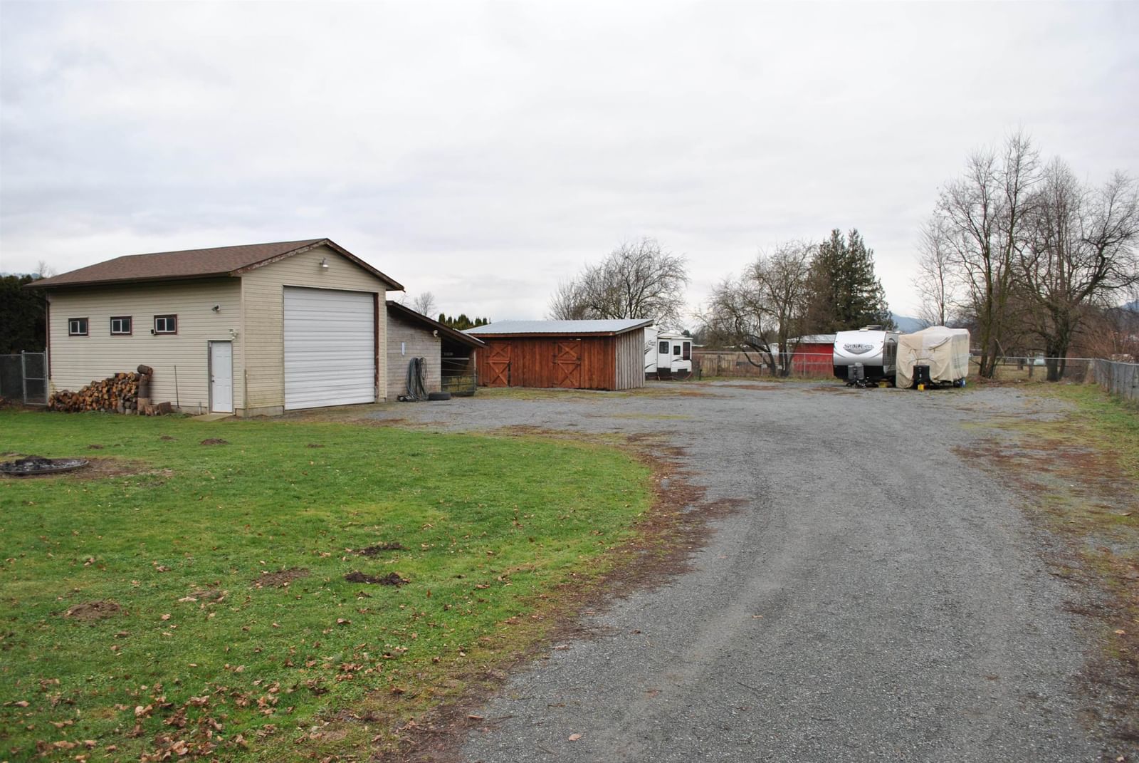 Listing Image 24