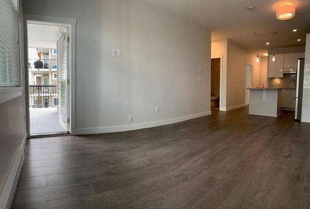 403 - 20686 Eastleigh Crescent