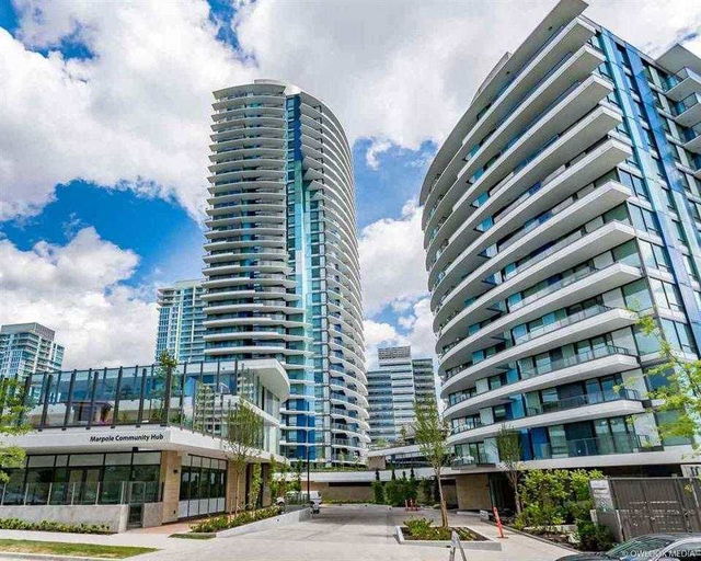2604 - 8189 Cambie Street