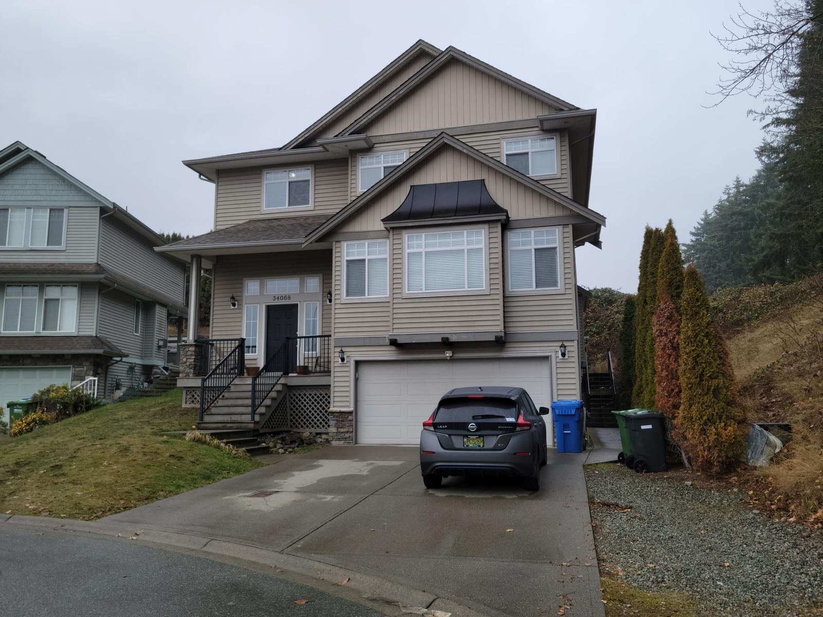 Listing Image 9