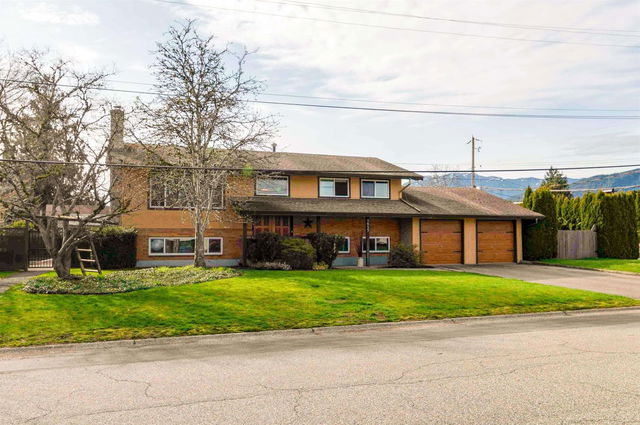 9955 Killarney Drive