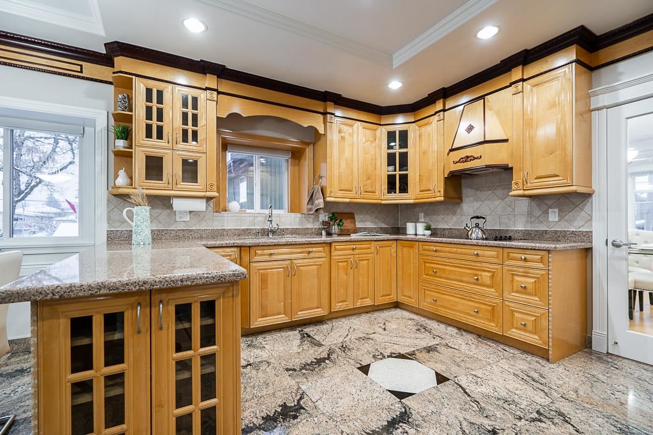 Listing Image 11