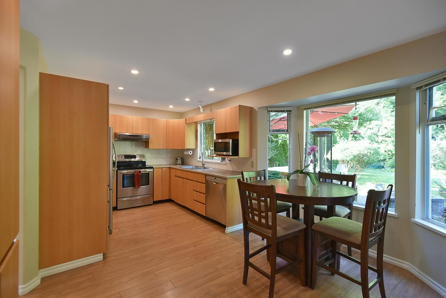 Listing Image 15