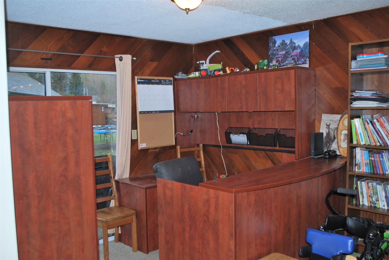 Listing Image 19