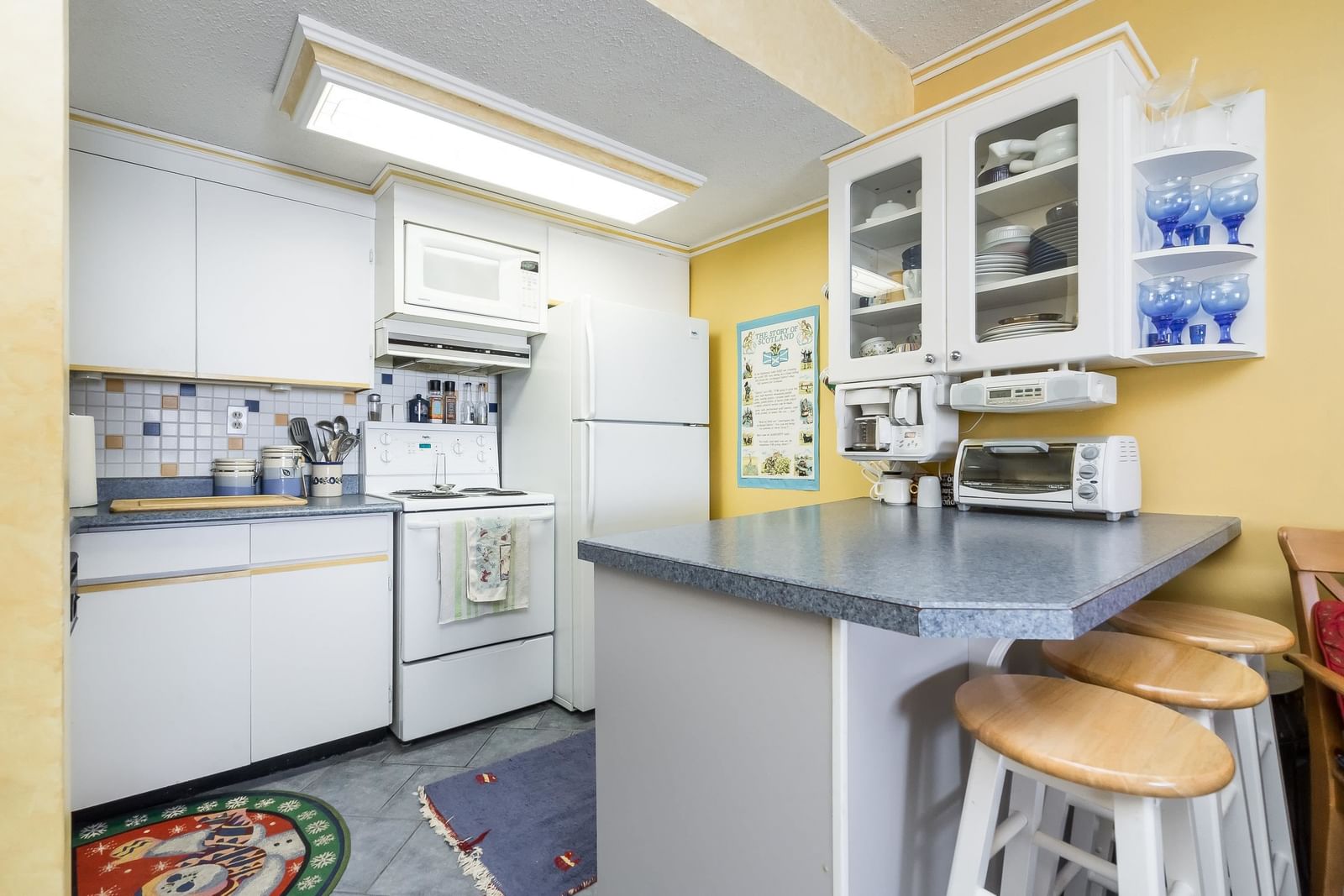Listing Image 8