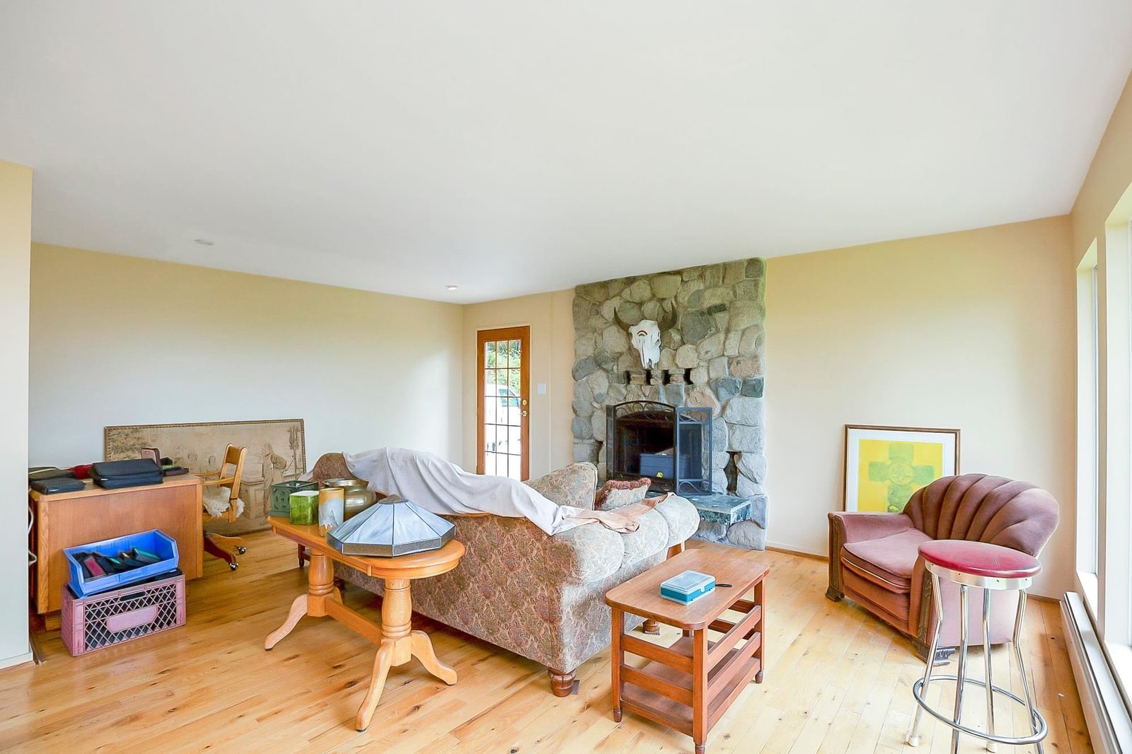 Listing Image 16