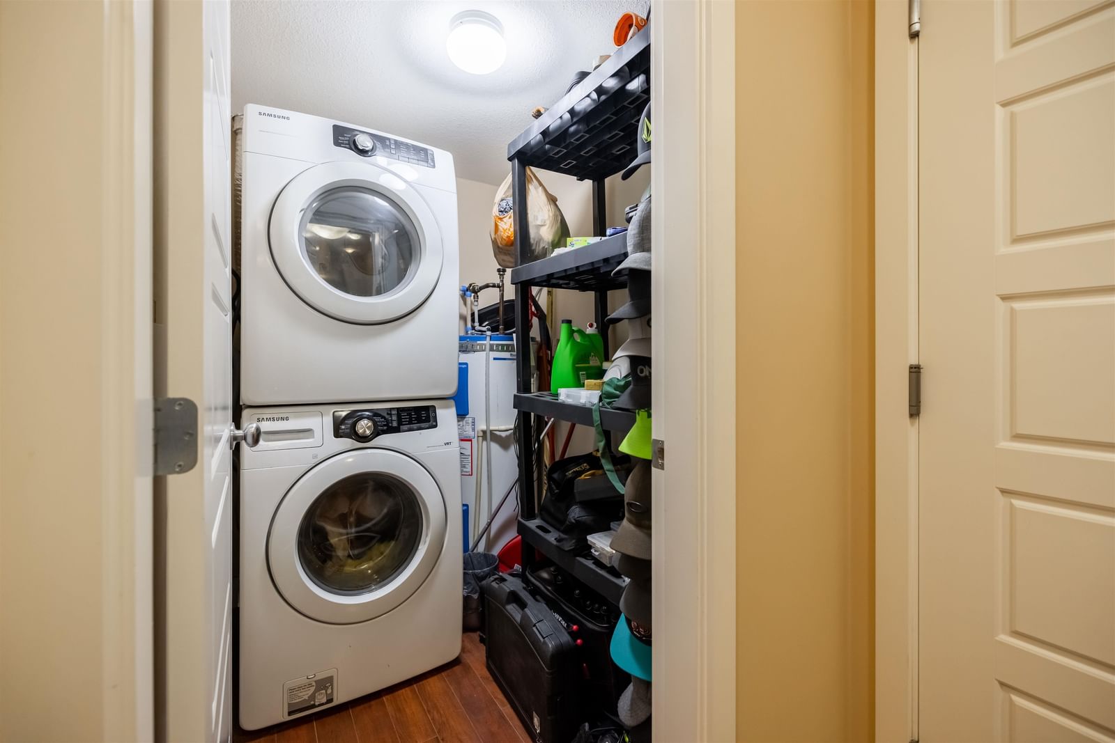 Listing Image 17