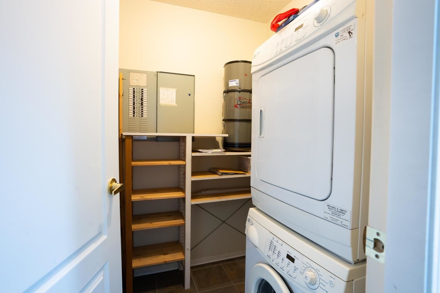 Listing Image 18