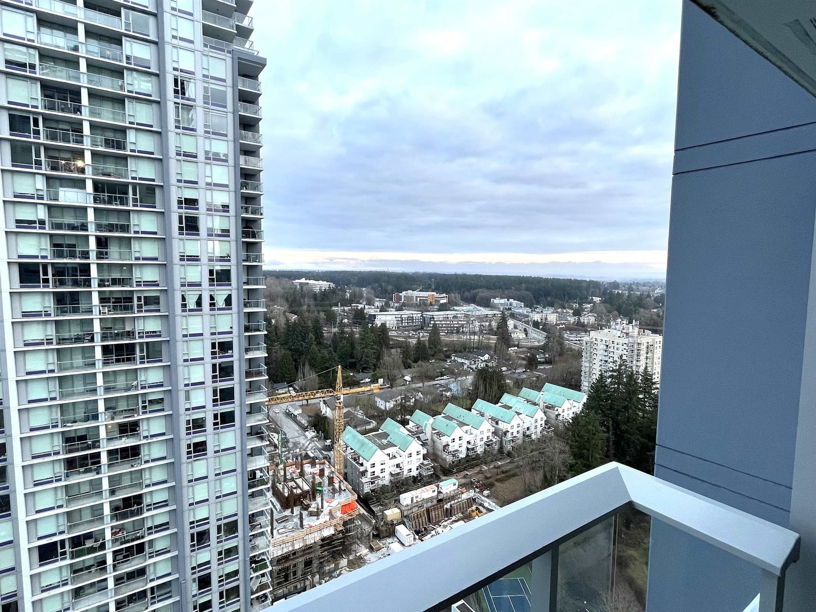 Listing Image 9
