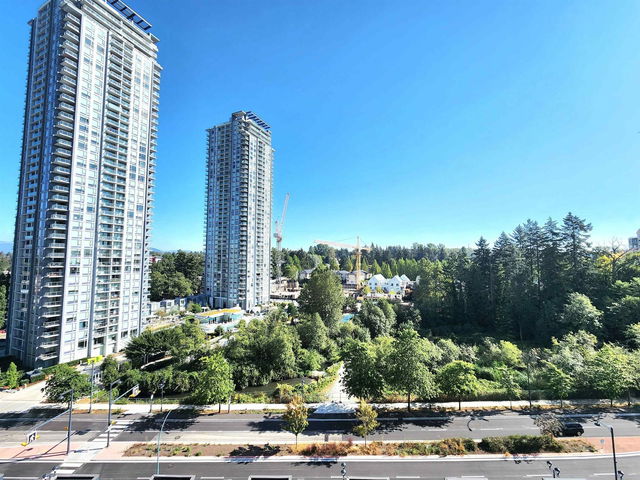1005 - 9887 Whalley Boulevard