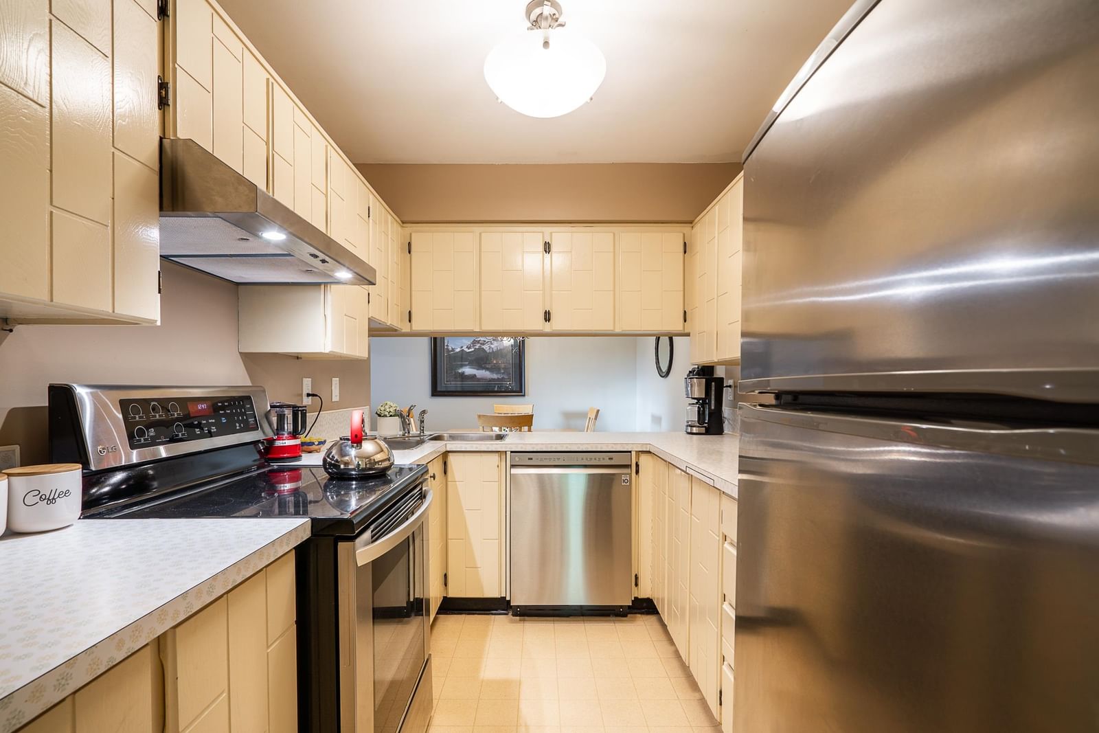 Listing Image 13
