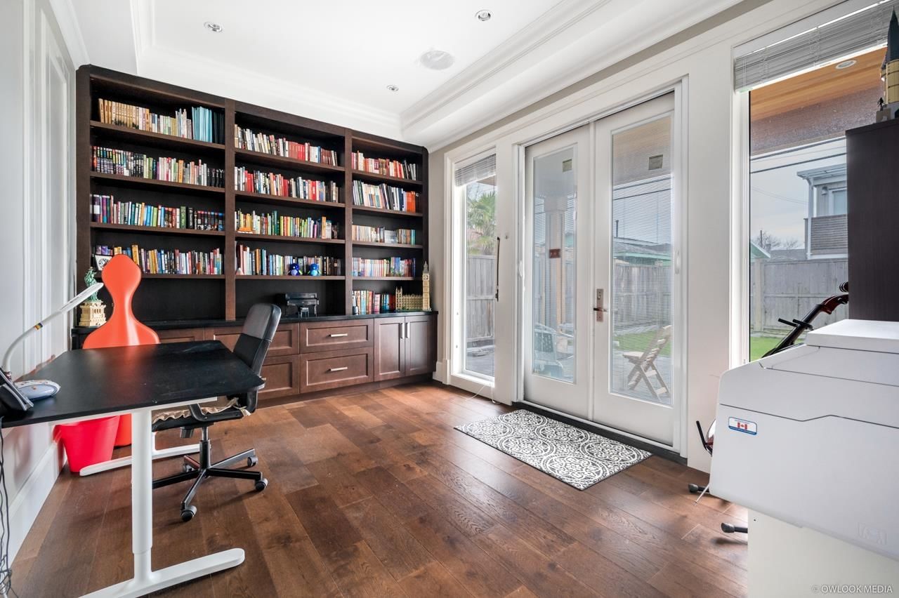 Listing Image 10