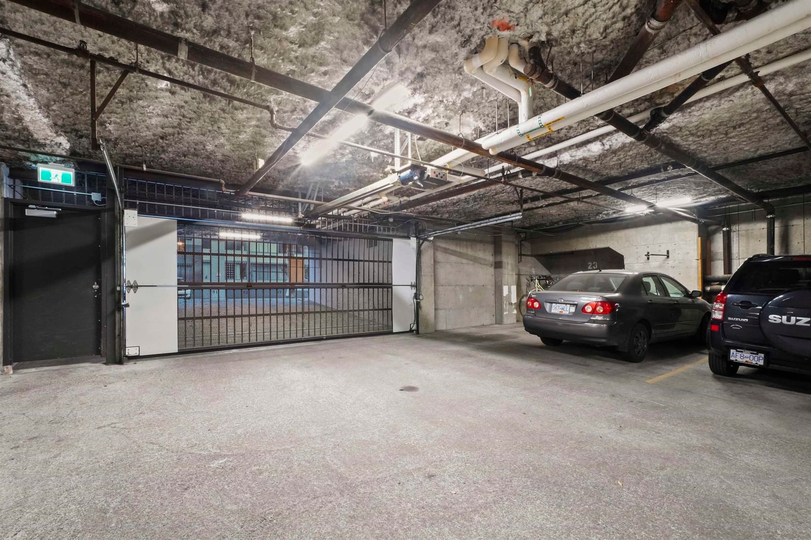 Listing Image 13