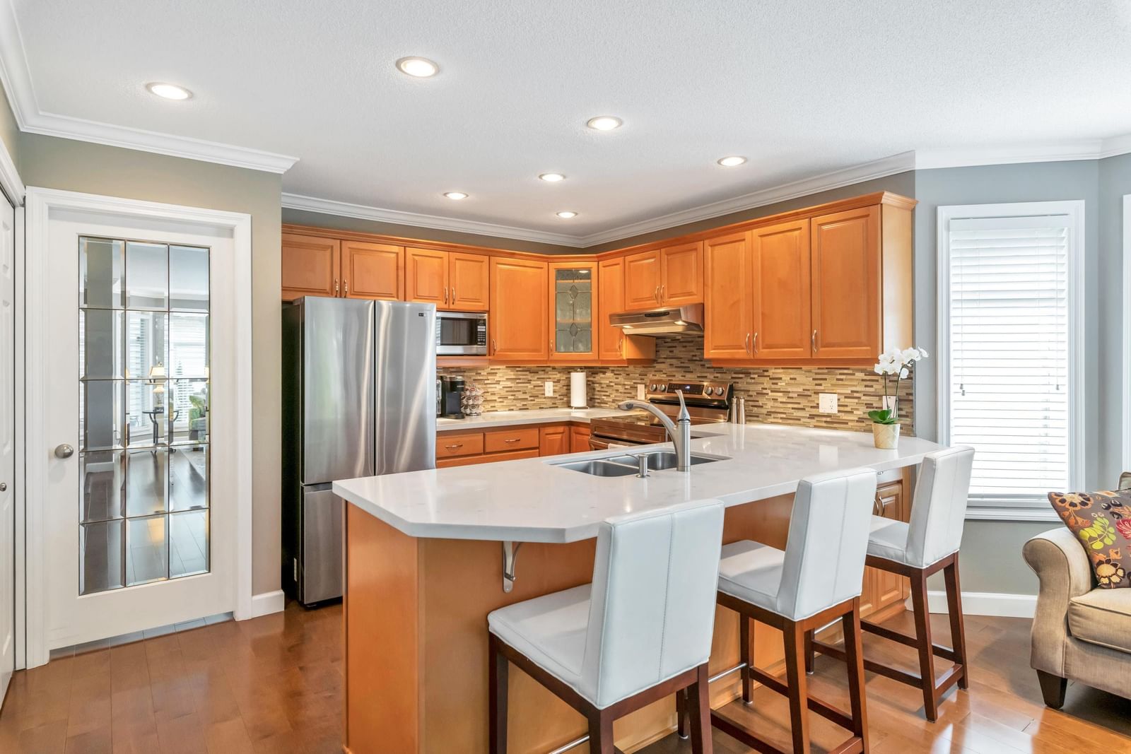 Listing Image 12