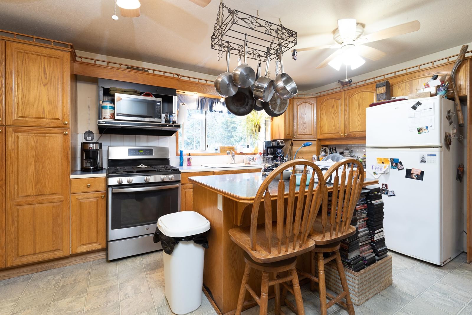 Listing Image 9