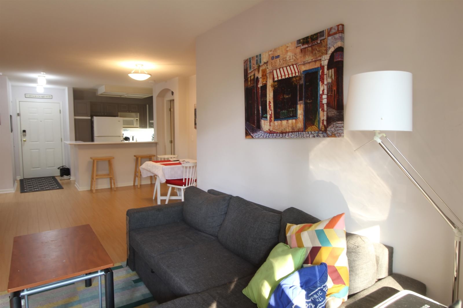Listing Image 8