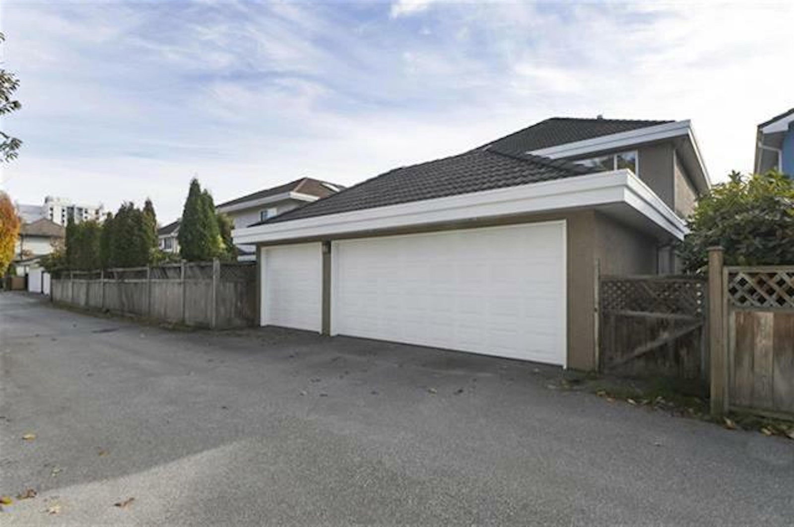 Listing Image 17