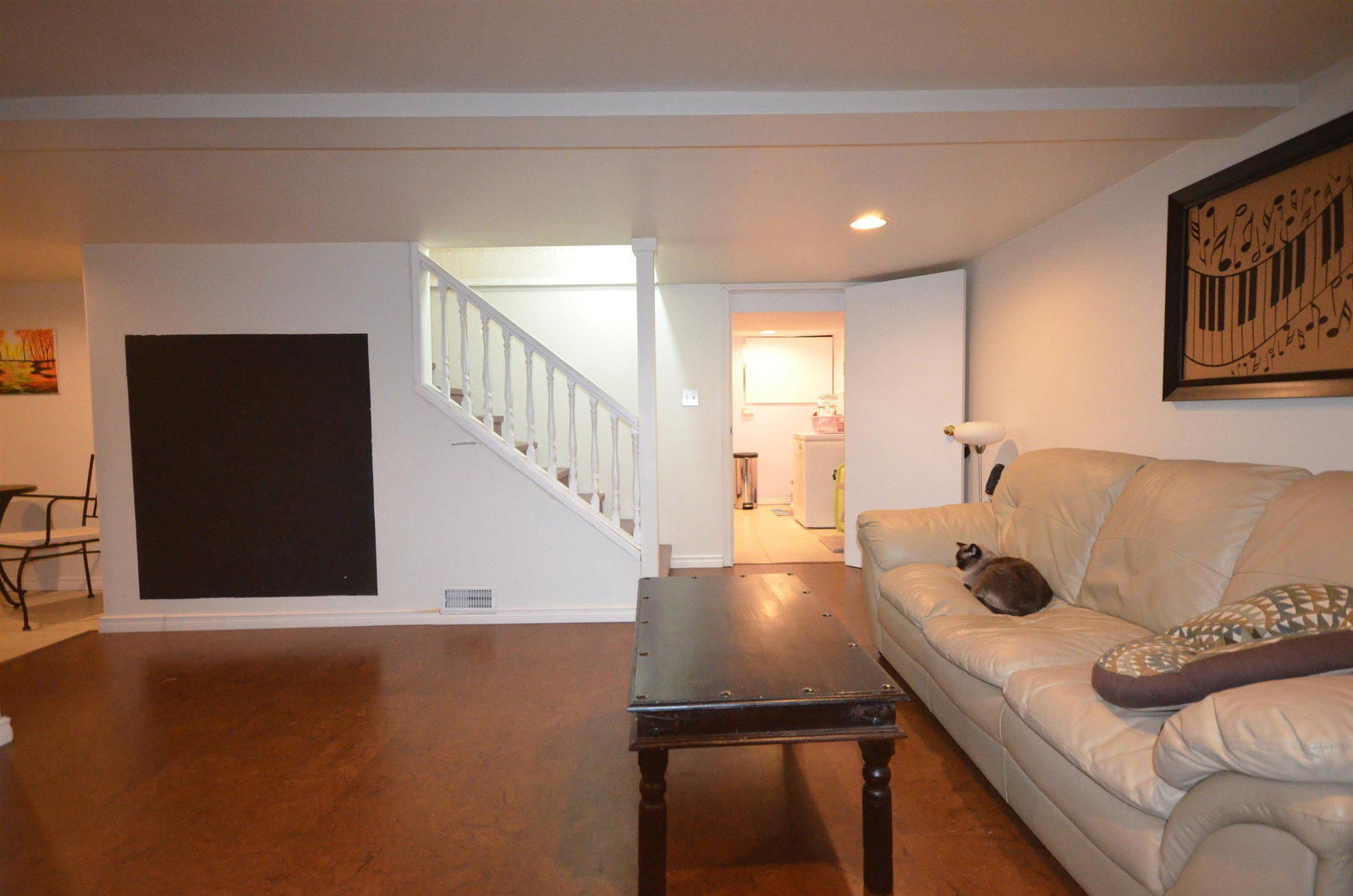 Listing Image 16