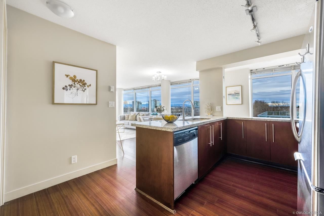 Listing Image 9