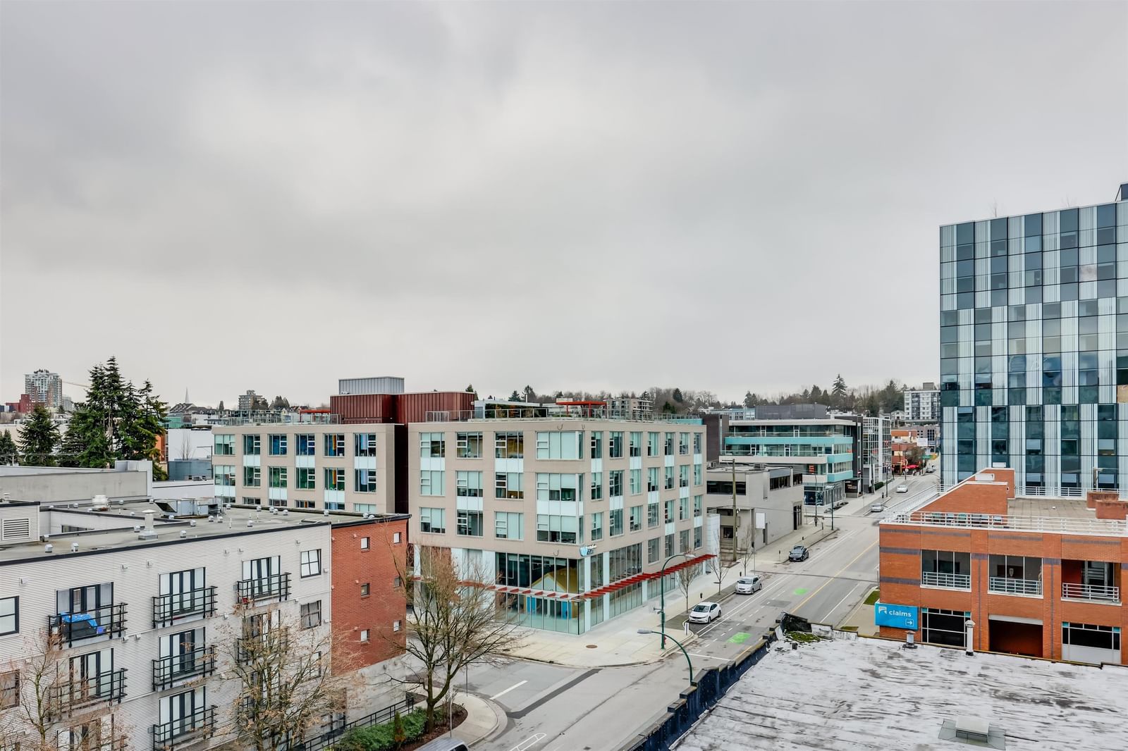 Listing Image 22