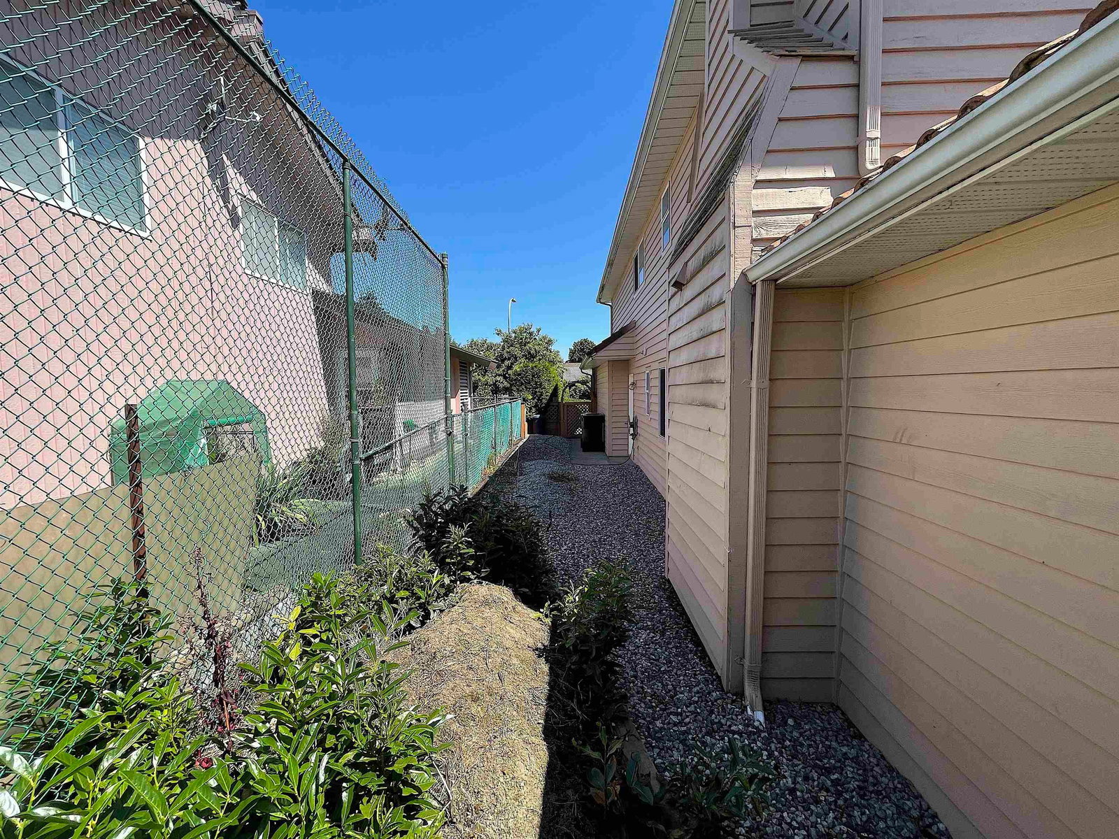 Listing Image 28