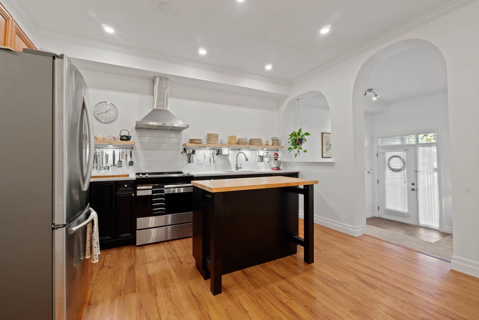 Listing Image 15