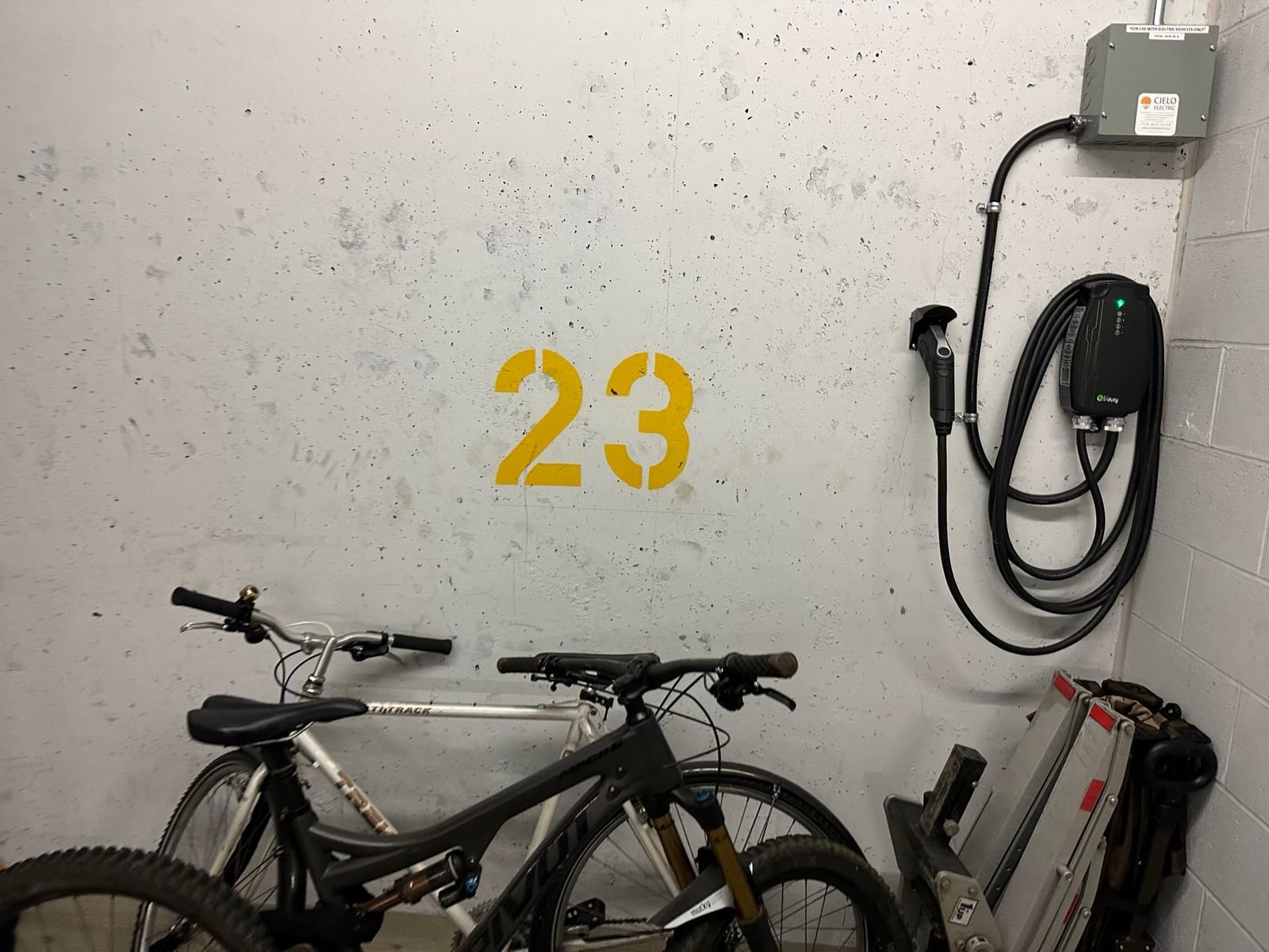 Listing Image 22