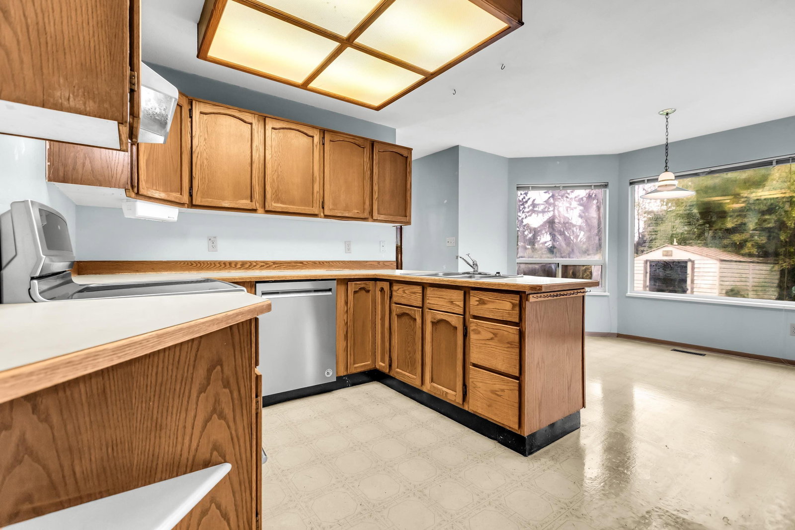 Listing Image 13