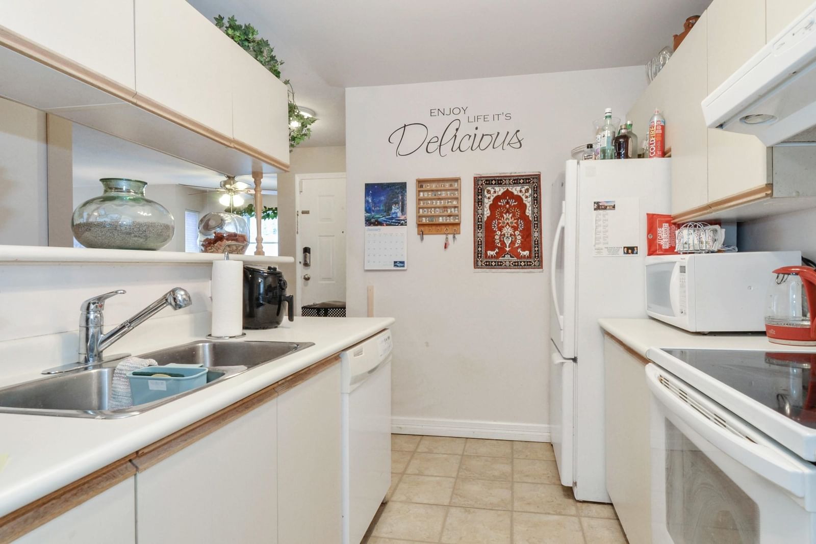 Listing Image 14