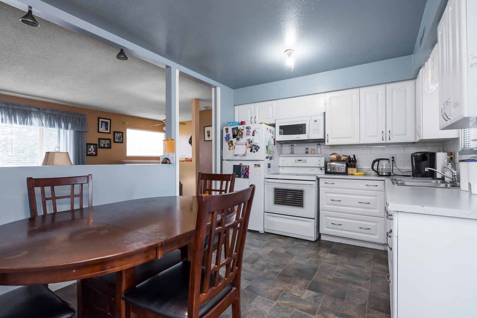 Listing Image 14
