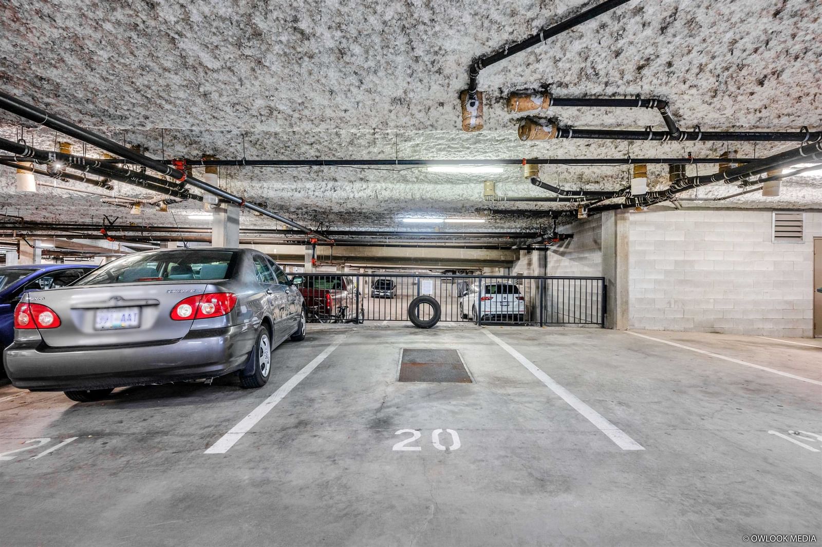 Listing Image 22