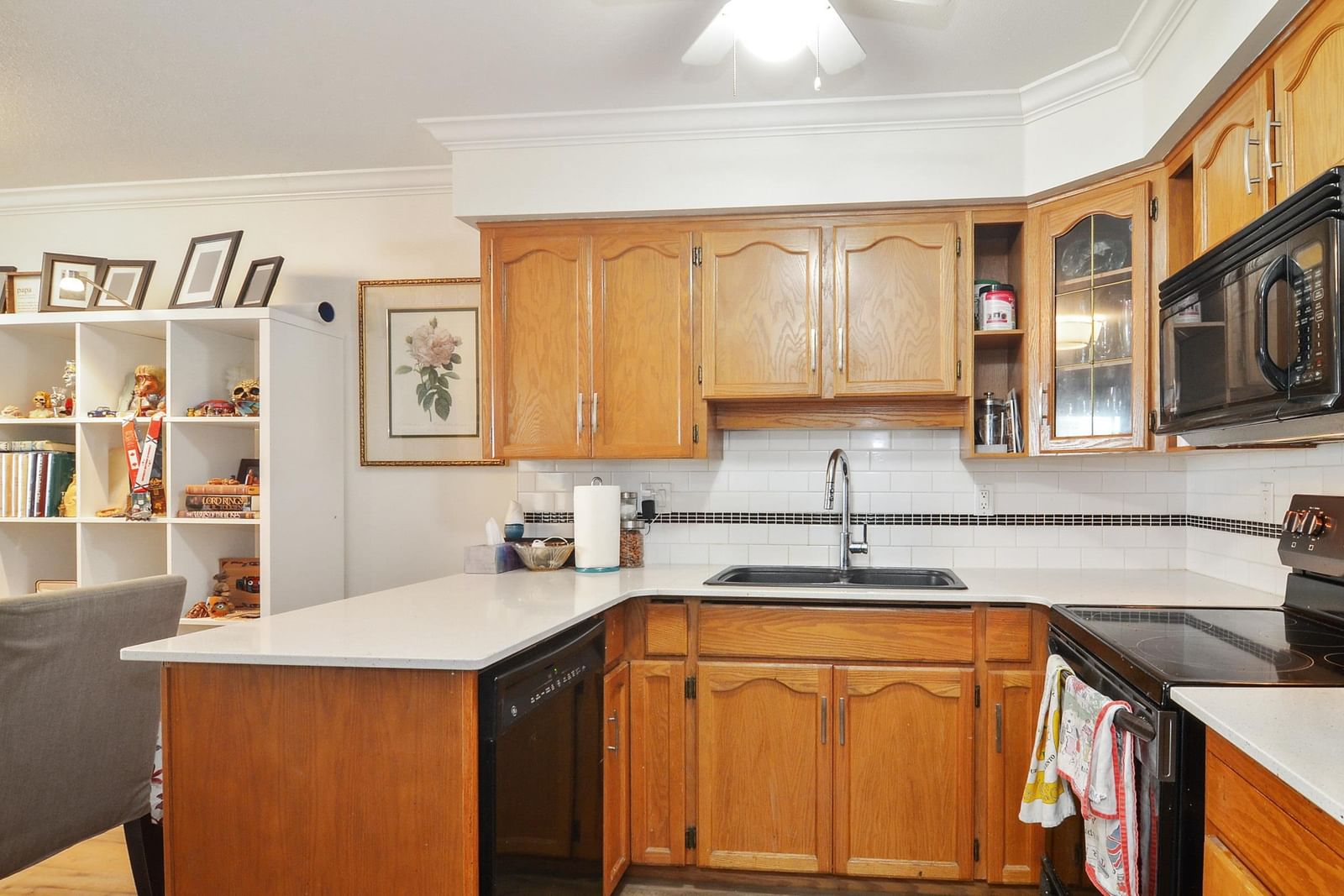 Listing Image 9