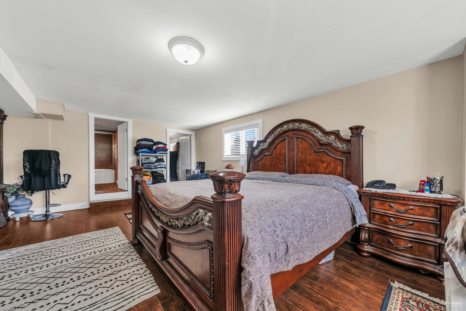 Listing Image 20