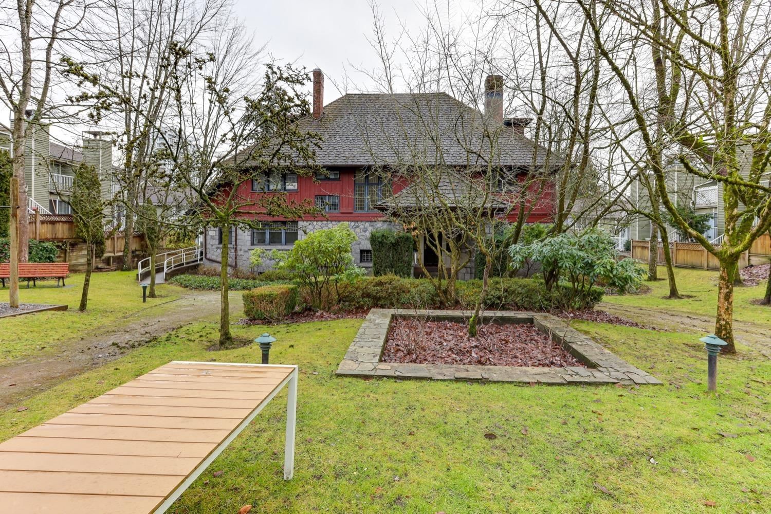 Listing Image 28