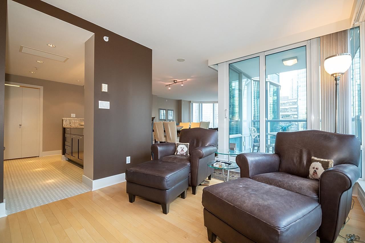 Listing Image 15