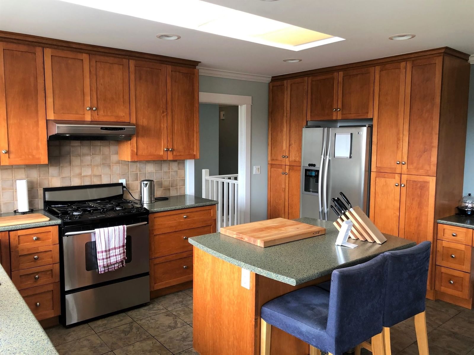 Listing Image 10