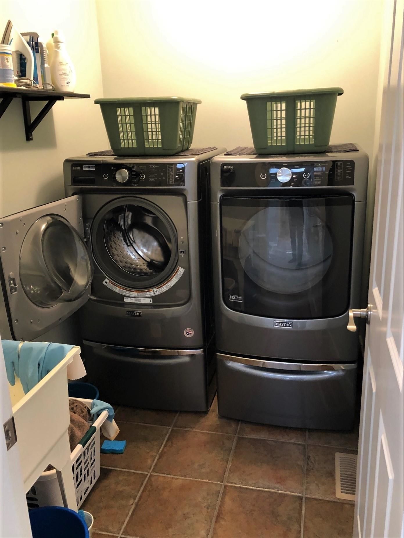 Listing Image 22