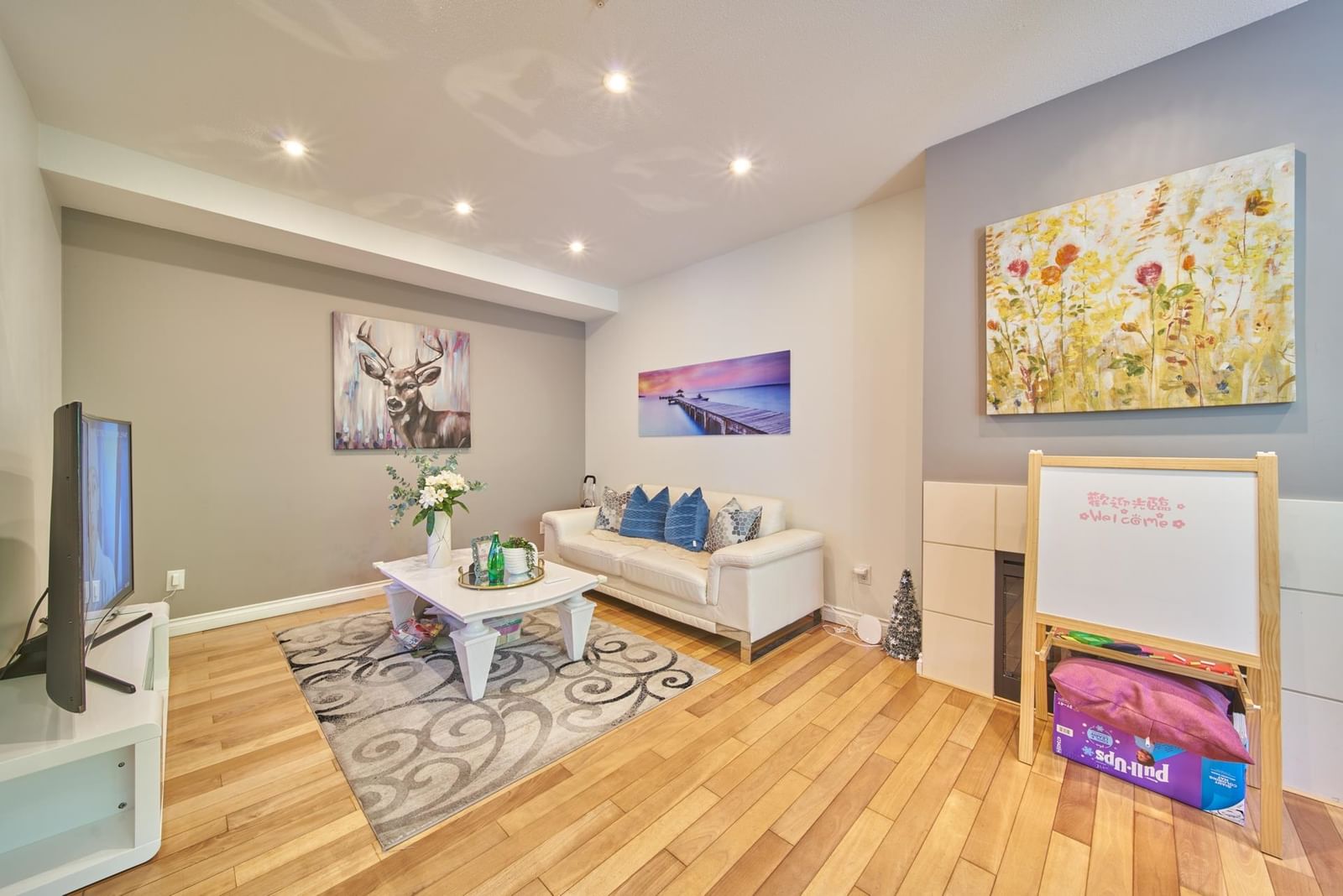 Listing Image 11