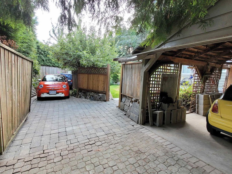 4405 Marine Drive, West Vancouver, V7W 2N8 | Image 2